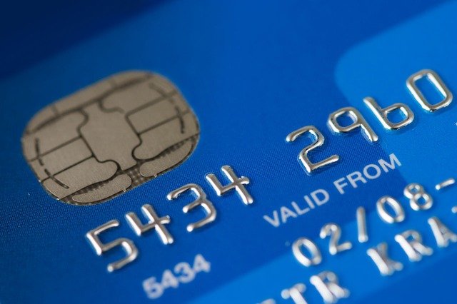 מבצעי כרטיס אשראי מזרחי חודש מרץ | סקירה "דוסיז צרכנות"