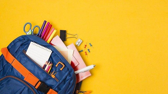 school-supplies-(פיקסביי) | סקירה "דוסיז צרכנות"