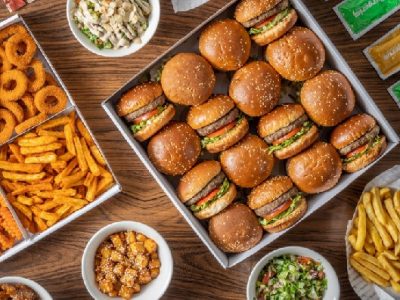 רשת Burgerim מציעה מארזי חגיגה. סקירה דוסיז צרכנות